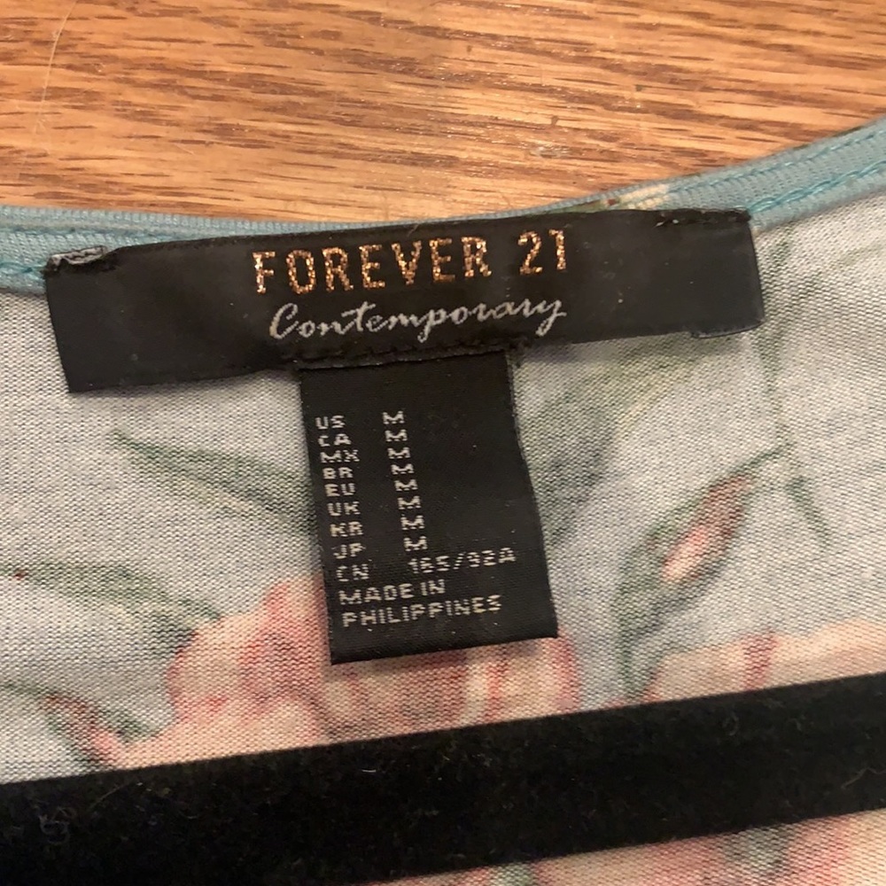 🌸 3/$15 Forever 21 Flower Dress - Picture 4 of 4